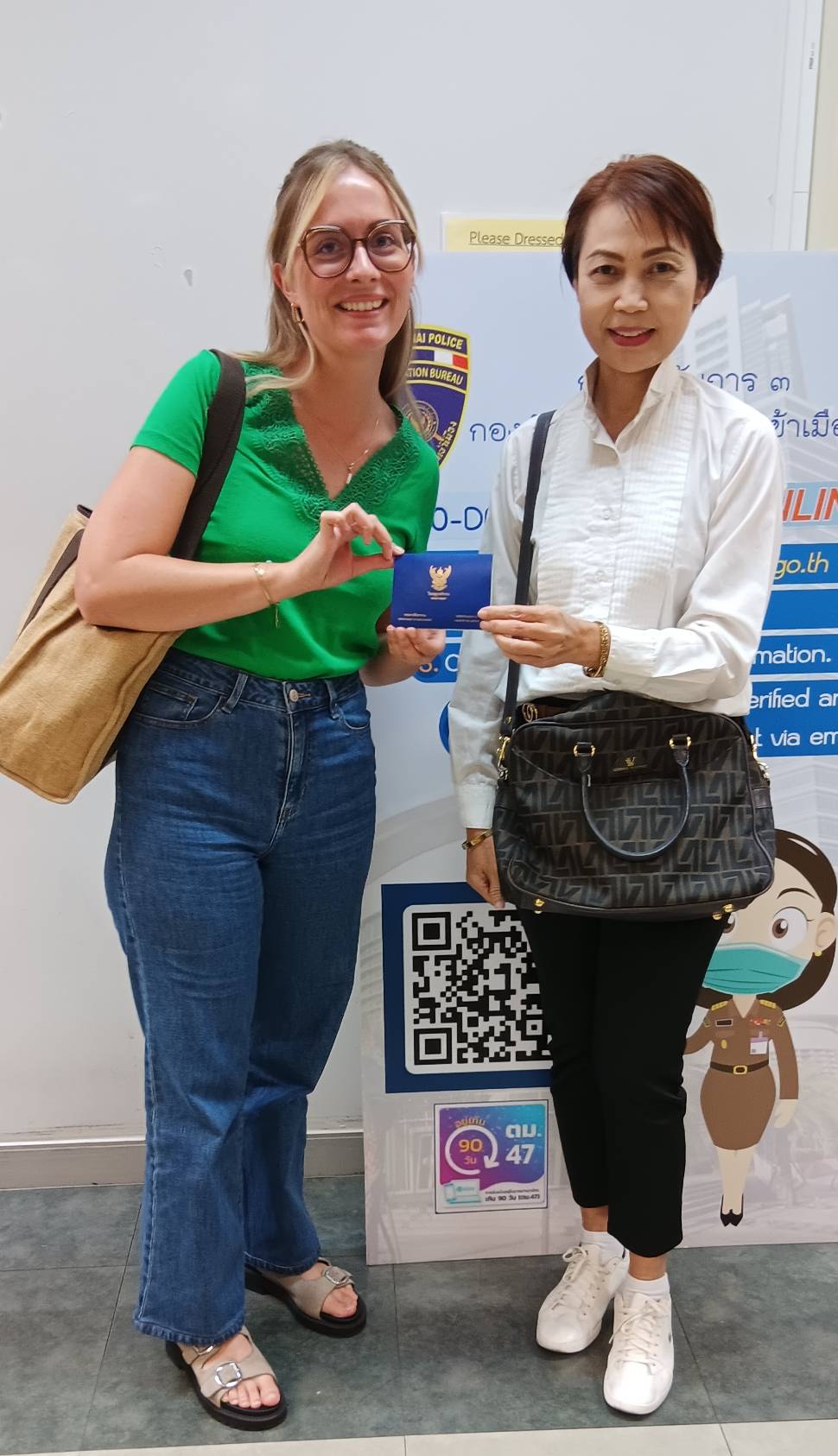 ยื่นวีซ่าเรื่อง work permit
