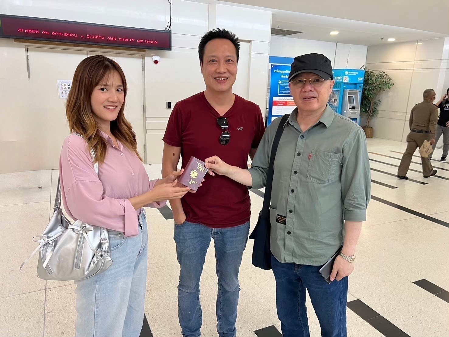 📌 ยื่นเปลี่ยนวีซ่าท่องเที่ยวเป็นวีซ่าเกษียณอายุ ( Convert Tourist Visa to Retirement Visa )